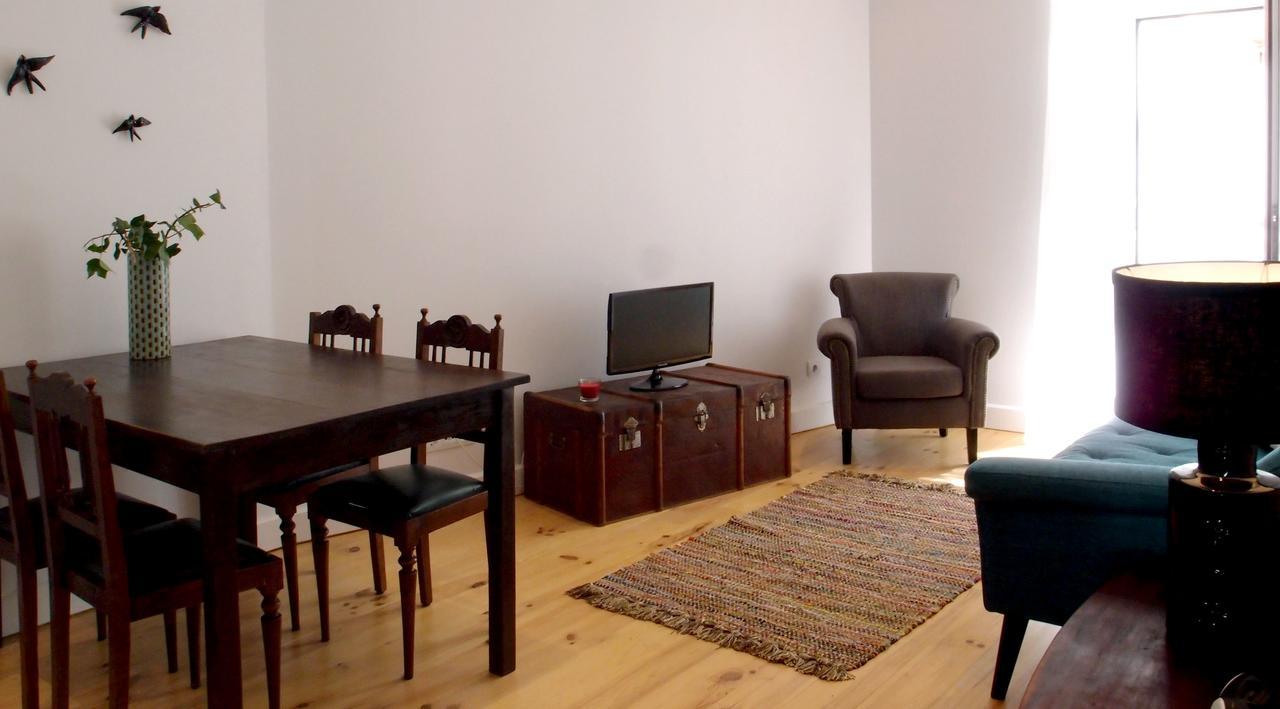 Cacilhas Guest Apartments Almada Bagian luar foto